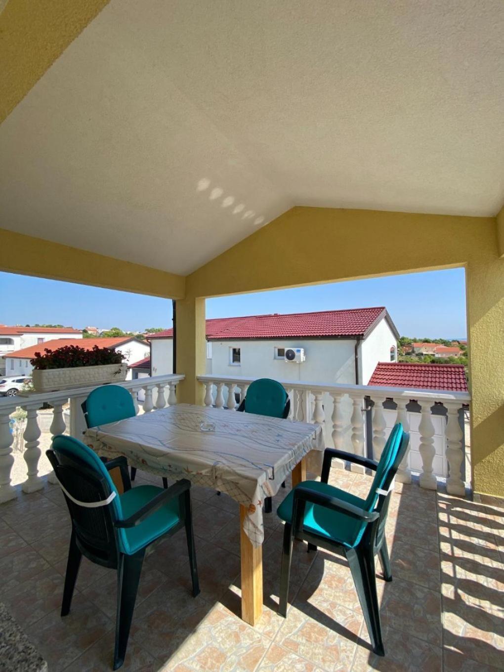 Apartments Draga - Comfortable & Afordable Vir Bagian luar foto